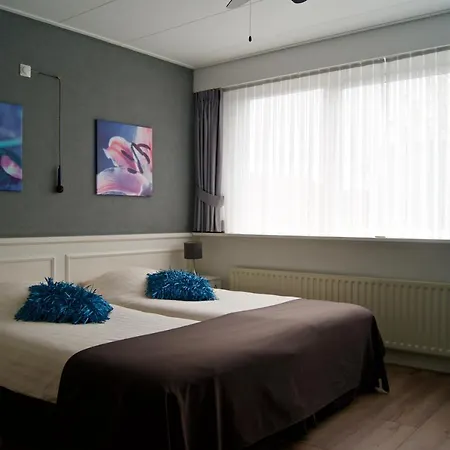 The בית הארחה